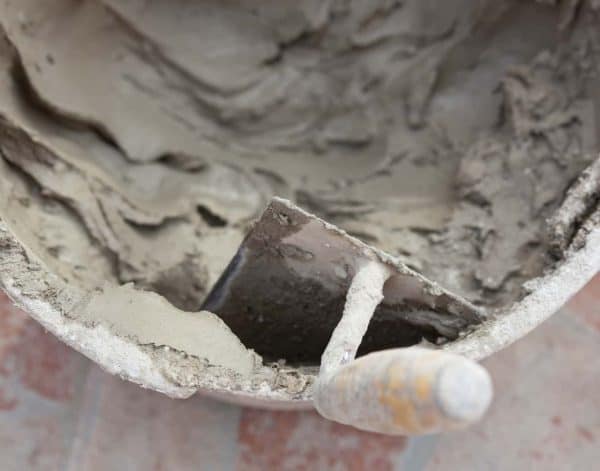 MCI®-2039 is a single-component, fast-setting, high-strength, cement-based repair mortar that is enhanced with Migrating Corrosion Inhibitors (MCI®)